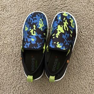 Brand new without tags or box Bogs Knicker size 13 water shoe.